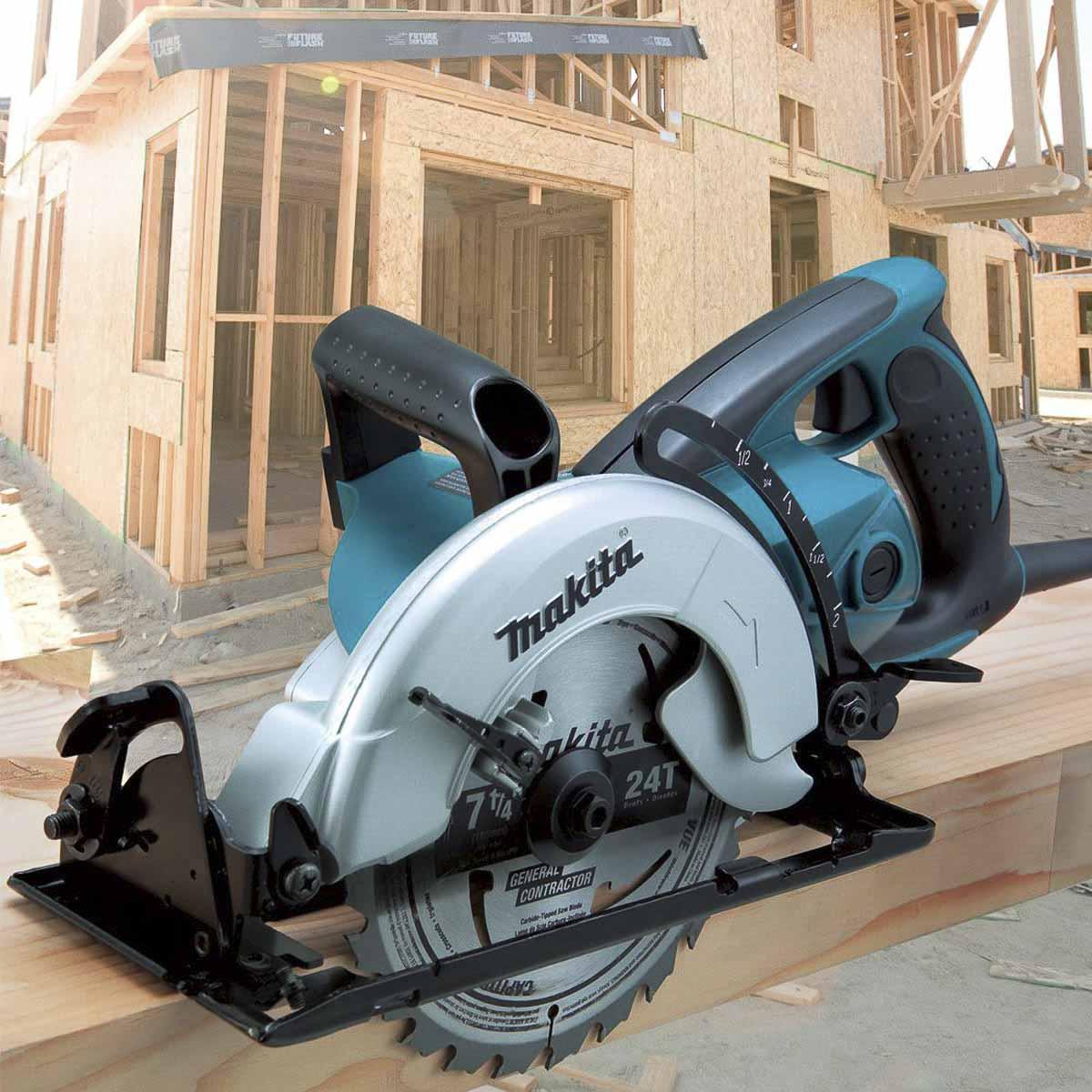 Makita Corded 7-1/4 in. 15 Amp Hypoid Saw | City Mill