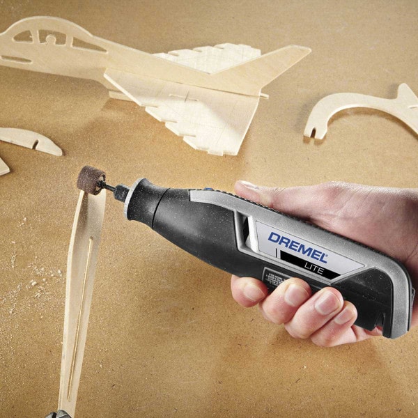 Dremel Lite 4 Volt Multipurpose Variable Speed Cordless Rotary