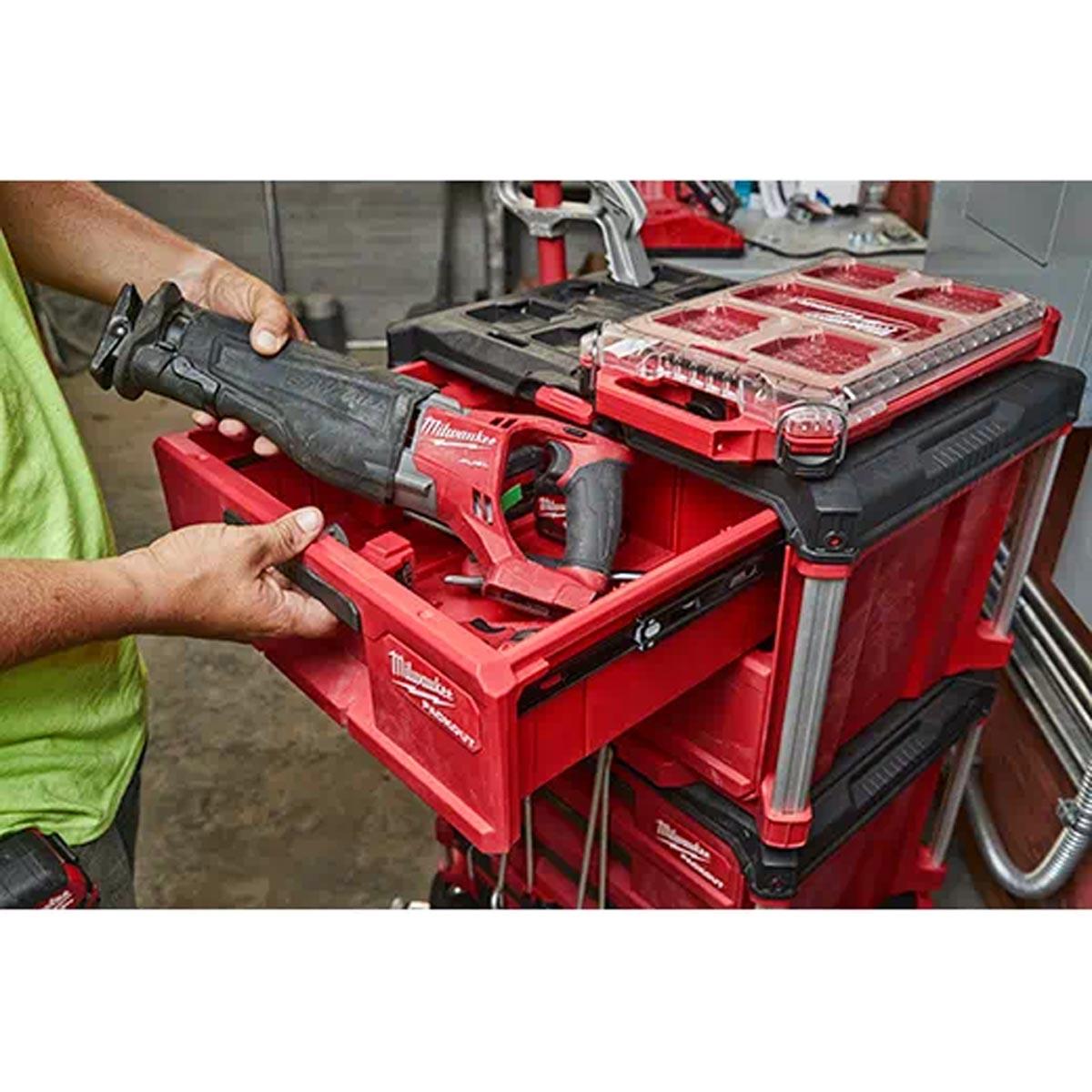 Milwaukee power online box