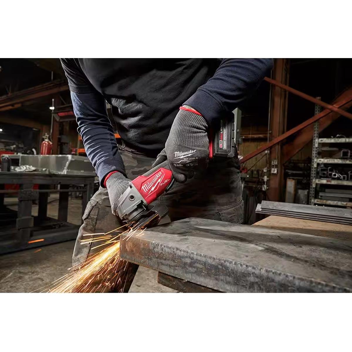Milwaukee m18 fuel braking grinder hotsell